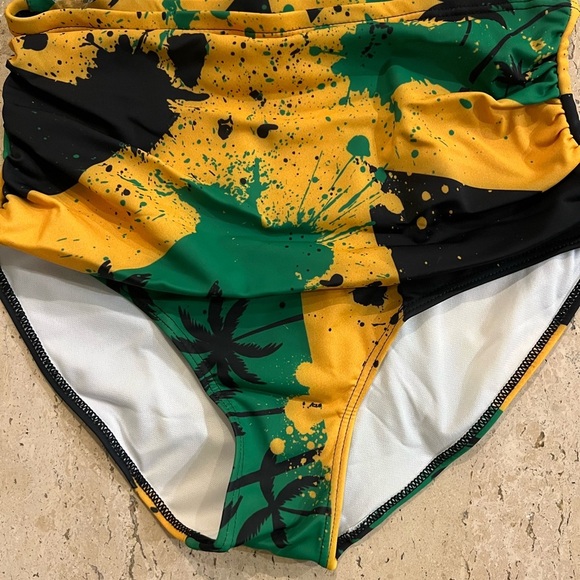 Salabomia  2Piece Women Bikini Set Halter Top, High Waist Tummy Control Swimsuit - Picture 5 of 8